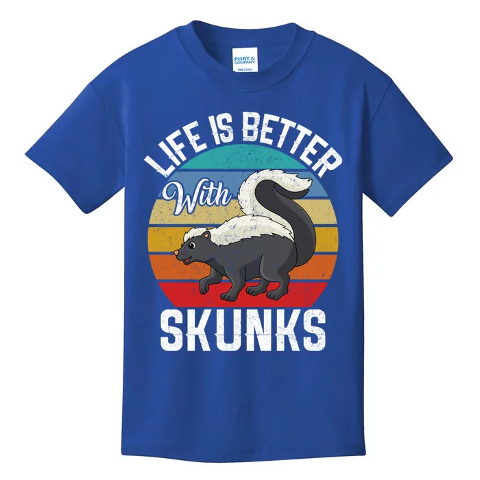 Life Is Better With Skunks Gift Stinktier Cute Gift Kids T-Shirt