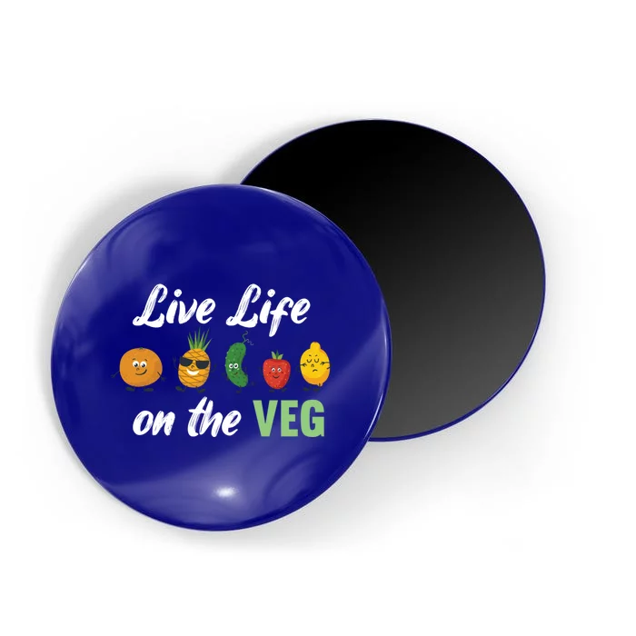 Live Life On The Veg – Vegan Lifestyle Funny Carrot Lover Gift Magnet