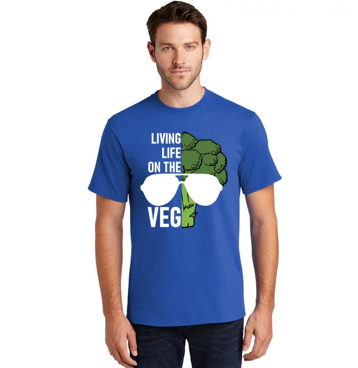 Living Life On The Veg Quirky Joke Vegetarian Or Vegan Gift Tall T-Shirt