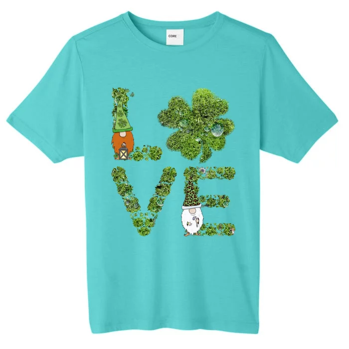 Love Leprechauns Quatrefoil Clover Shamrock St Patricks Day Gift ChromaSoft Performance T-Shirt