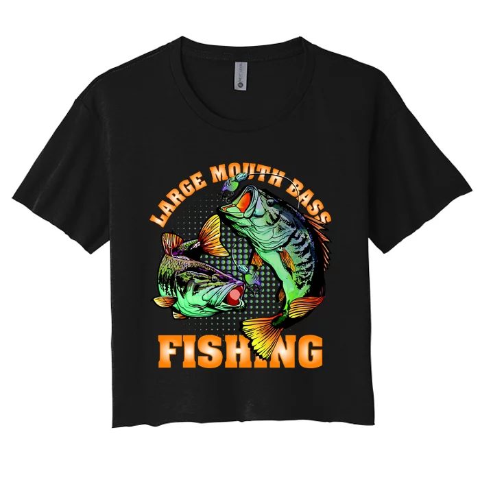 Large Mouth Bass in Action Fishing Women's Crop Top Tee