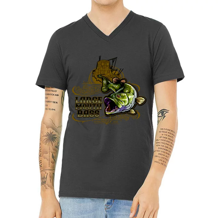 Large Mouth Bass Vintage V-Neck T-Shirt