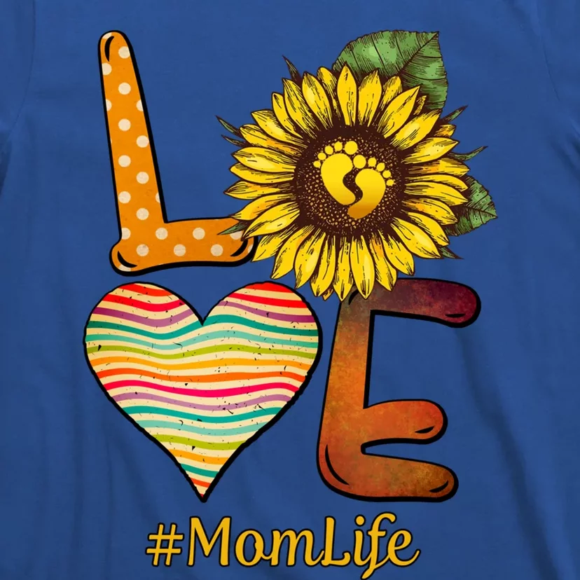 Love Mom Life Mama Grandma Funny Gift Mothers Day Gift T-Shirt