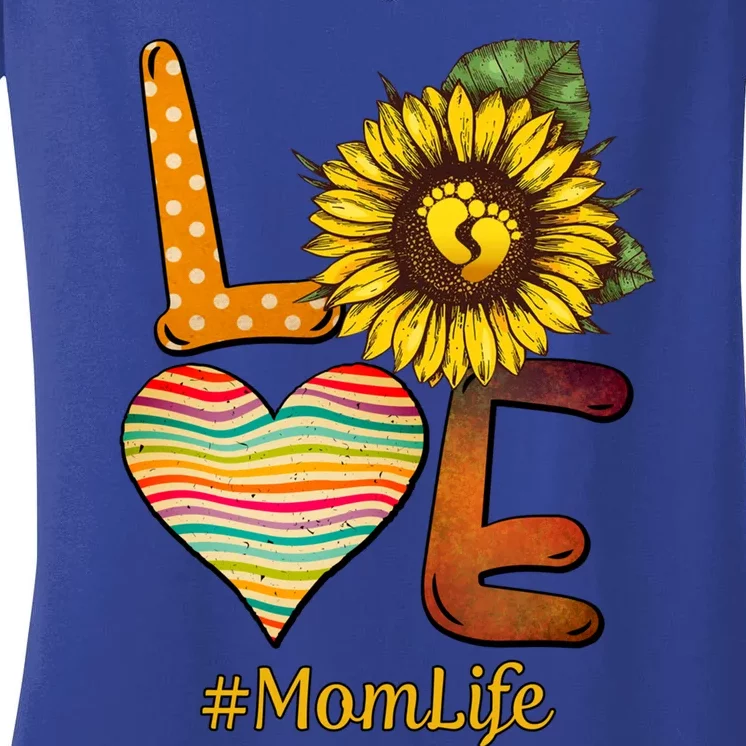 Love Mom Life Mama Grandma Funny Gift Mothers Day Gift Women's V-Neck T-Shirt