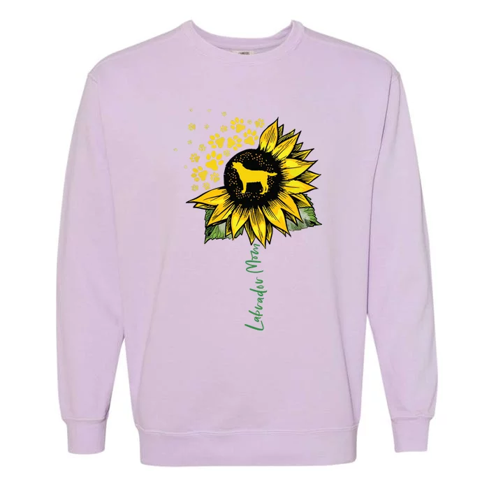 Labrador Mom Sunflower Labrador Retriever Gifts Dog Mom Mama Garment-Dyed Sweatshirt