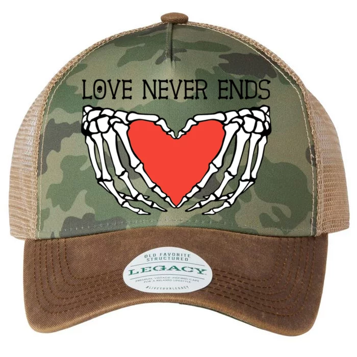 Love Never Ends Love Heart Skeleton Hands Rotic Gothic Gift Legacy Tie Dye Trucker Hat