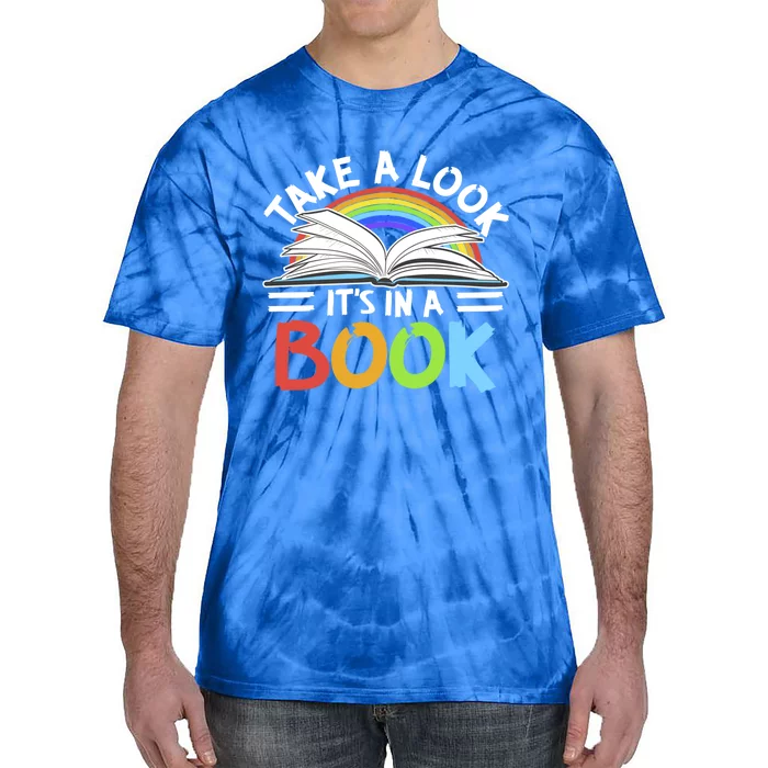 Love Reading Love Rainbows Gift Retro Rainbow Design Design Meaningful Gift Tie-Dye T-Shirt