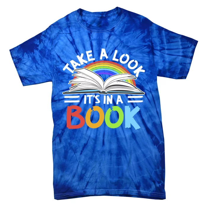 Love Reading Love Rainbows Gift Retro Rainbow Design Design Meaningful Gift Tie-Dye T-Shirt