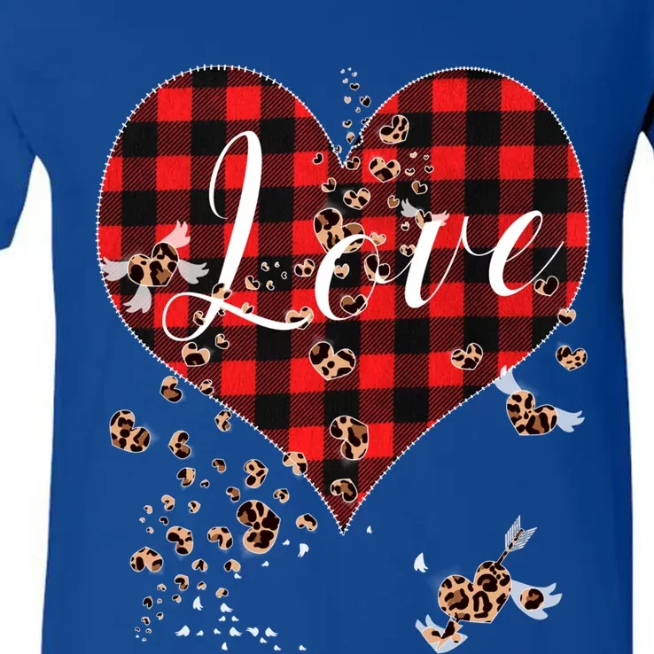 Love Red Plaid Leopard Hearts Tee 1970s Cute Valentines Day Funny Gift V-Neck T-Shirt