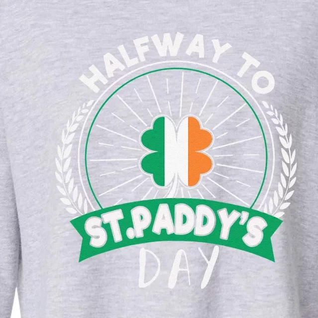 Leprechaun Shamrock Irish Halfwayo Saint Paddys Day Cropped Pullover Crew