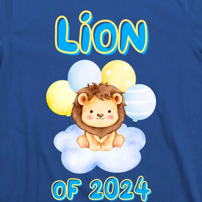 Lion Senior Student Class Of 2024 Happy Last Day Of School Gift T-Shirt