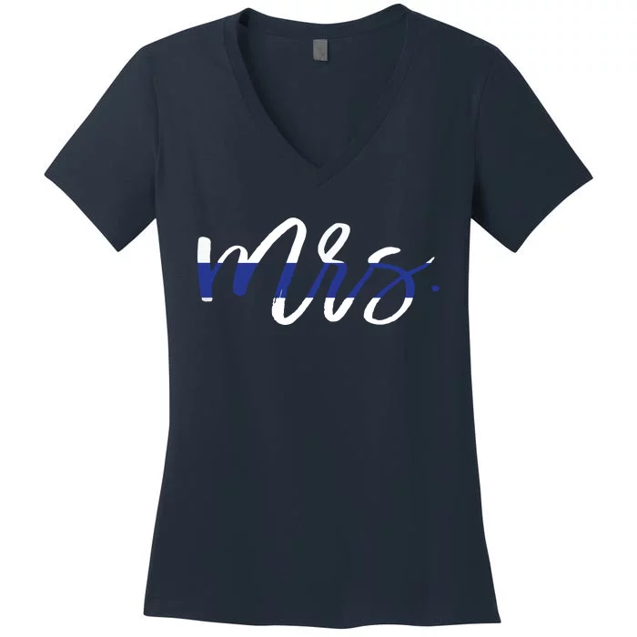 Leo Wife Mrs Thin Blue Line Shirts Law Enforcement Women's V-Neck T-Shirt