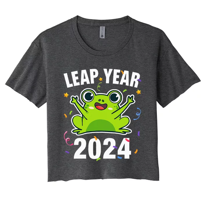 Leap Year 2024 Cute Frog Leap Day Birthday Women's Crop Top Tee