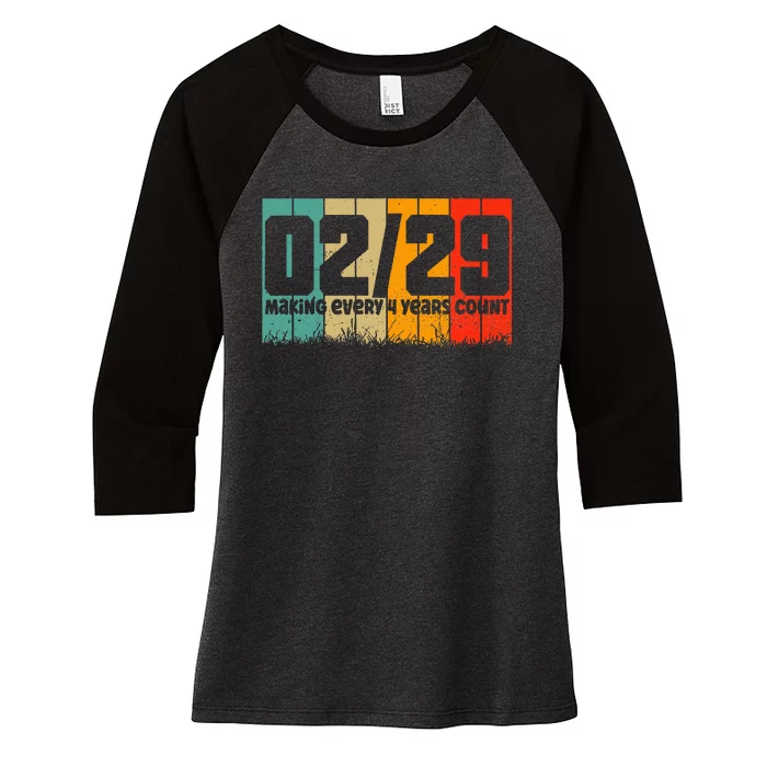 Leap Year 2024 Retro February 29 Birthday Leap Day Women's Tri-Blend 3/4-Sleeve Raglan Shirt