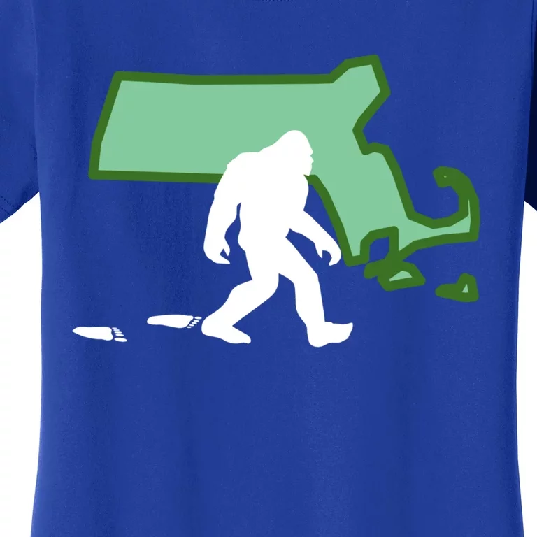 Massachusetts Bigfoot Hunter State Cool Gift Women's T-Shirt