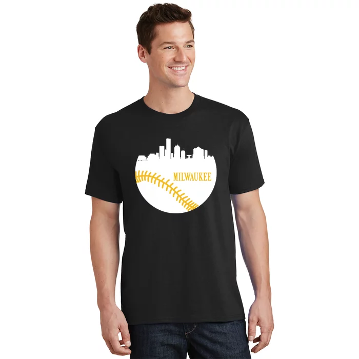 Milwaukee Baseball Lover Baseball Player Retro Sporty T-Shirt