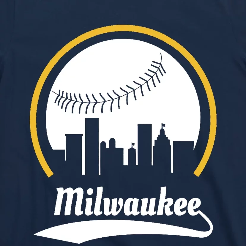 Milwaukee Baseball Lover Baseball Player Retro Sporty T-Shirt