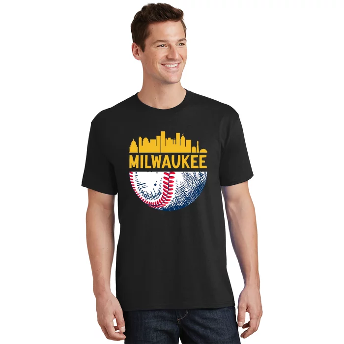 Milwaukee Baseball Lover Baseball Player Retro Sporty T-Shirt