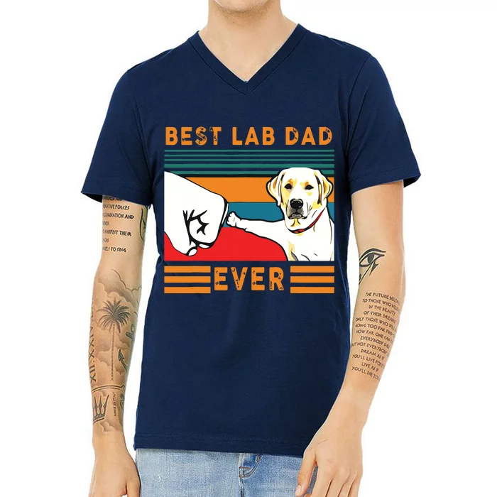 Men Best Lab Dad Fathers Day Dad Gifts Best Labrador Dad V-Neck T-Shirt