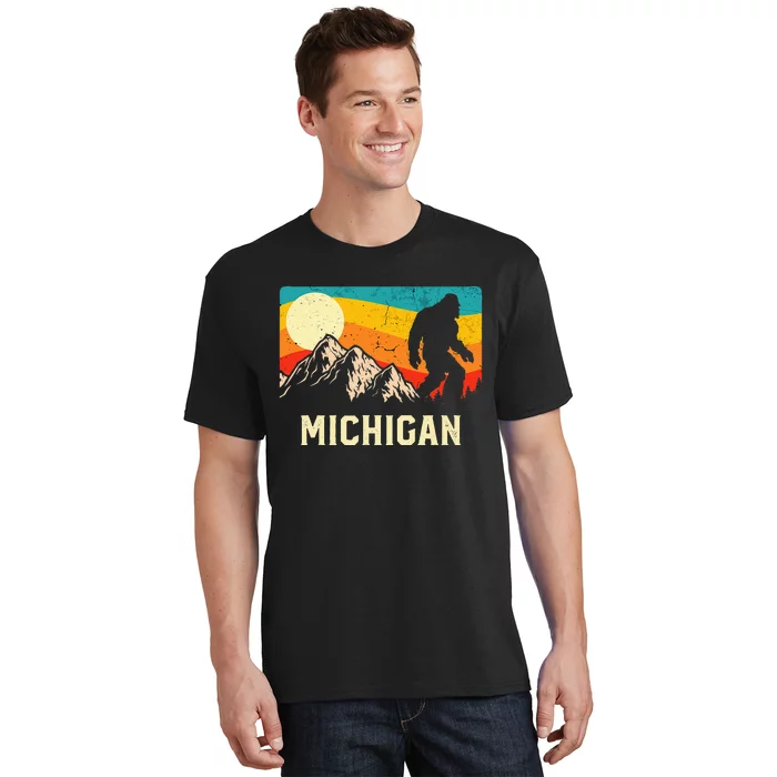 Michigan Bigfoot Sasquatch Mountains Retro Hiking T-Shirt