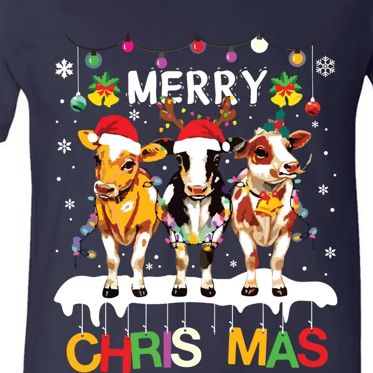 Merry Christmas Cow Farmer Santa Hat Xmas Lights V-Neck T-Shirt