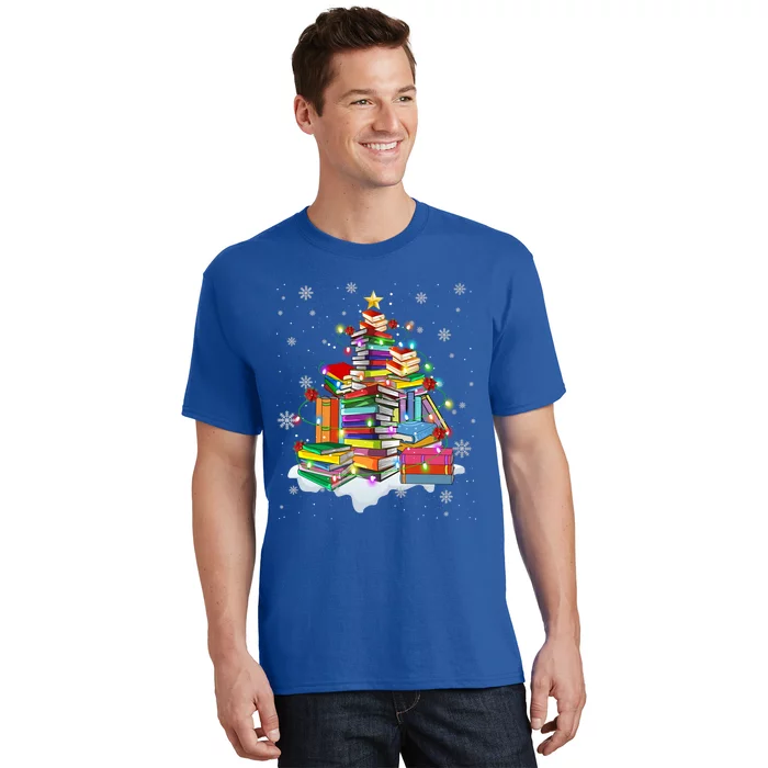 Merry Christmas Tree Reading Books Lover Librarian Nerd Gift T-Shirt