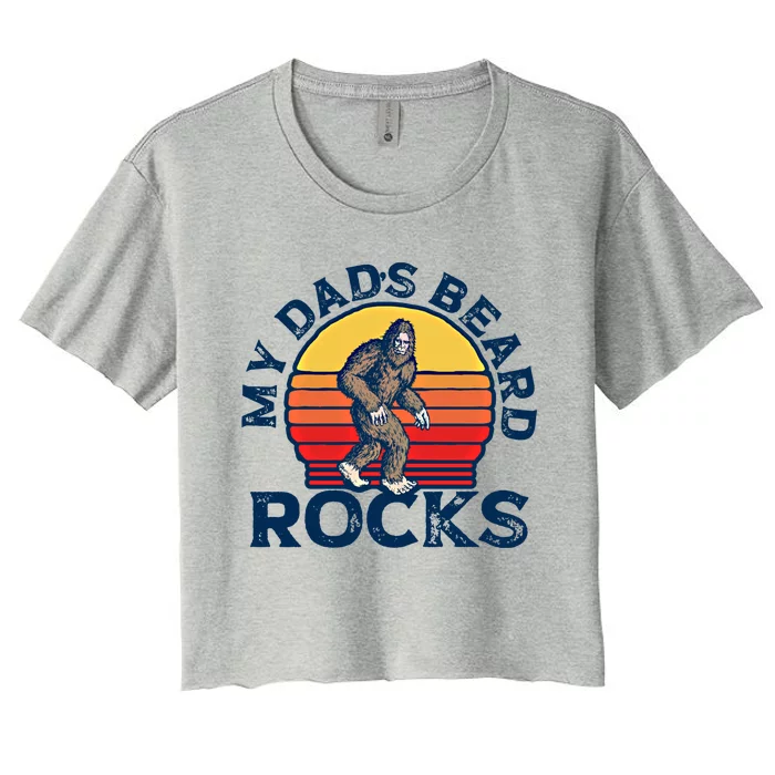 My Dads Beard Rocks! Retro Bigfoot Fathers Day Sunset 80s Great Gift Women's Crop Top Tee