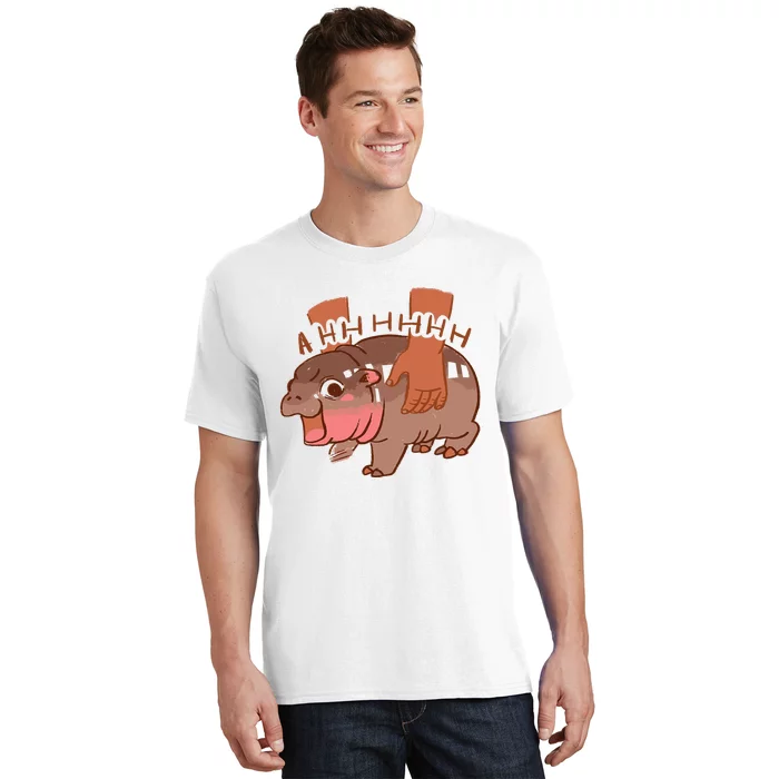 Moo Deng Bouncy Pig In Thai Picture The Cute Baby Hippo T-Shirt