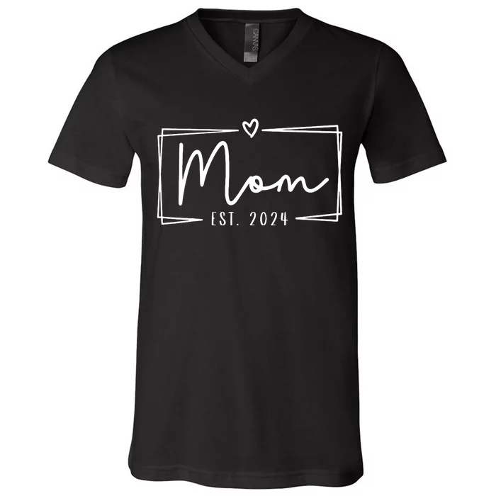 Mom Est 2024 Expect Baby 2024 Mother 2024 New Mom 2024 V-Neck T-Shirt ...