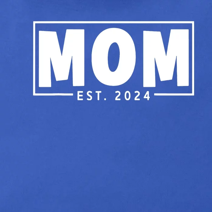 Mom Est 2024 Expect Baby 2024 Mother 2024 New Mom 2024 Zip Tote Bag