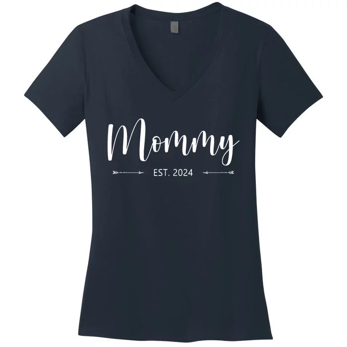 Mommy Est 2024 Promoted To Mom 2024 Mothers Day New Mom Women's V-Neck T-Shirt