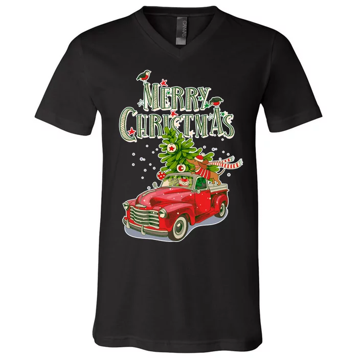 Merry Christmas Vintage Pickup Truck Tree Dachshund V-Neck T-Shirt