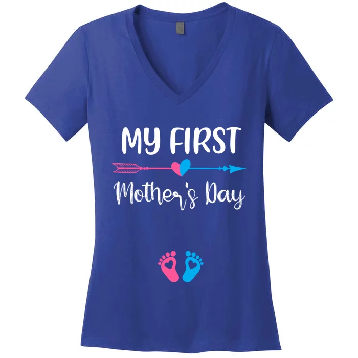 My First Mothers Day Pregnancy Announcegift Mom To Be Gift Women's V-Neck T-Shirt