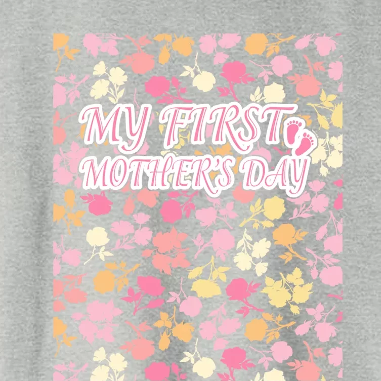 My First Mothers Day Pregnancy Announcet Mom To Be Gift Women's Crop Top Tee