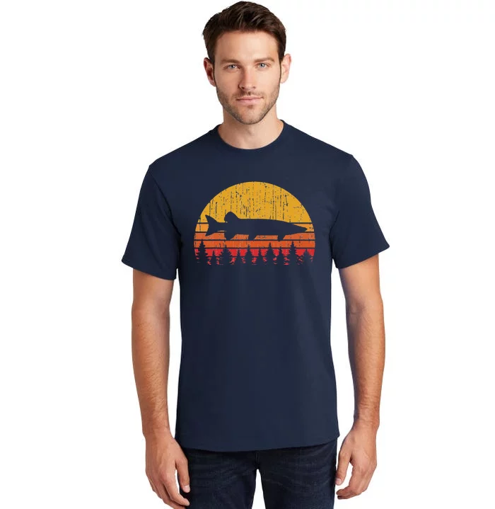 Muskie Fishing Retro Musky Fisherman Treeline Sunset Tall T-Shirt