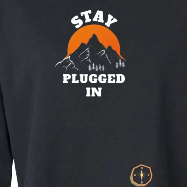 Mountain Hiking Cropped Pullover Crew