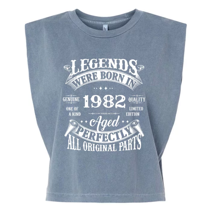 Made In 1982 40 Years Old Vintage 40rd Birthday Gifts Garment-Dyed Women's Muscle Tee