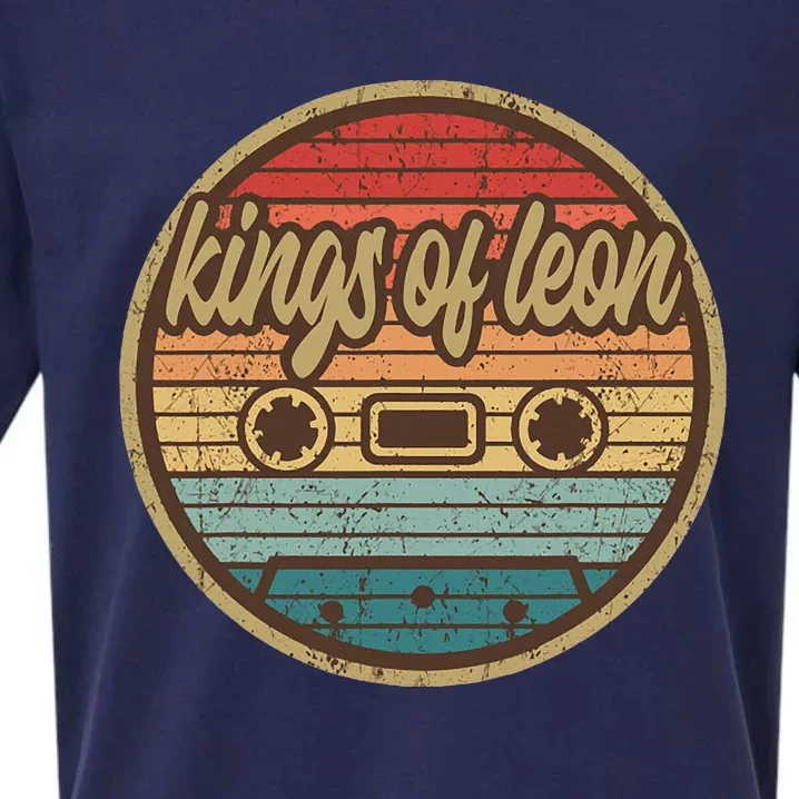 Musician Leons King Cassette Retro Circle 2000s Rock Sueded Cloud Jersey T-Shirt