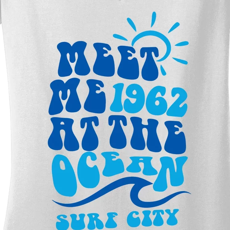 Meet Me At The Ocean Women's V-Neck T-Shirt