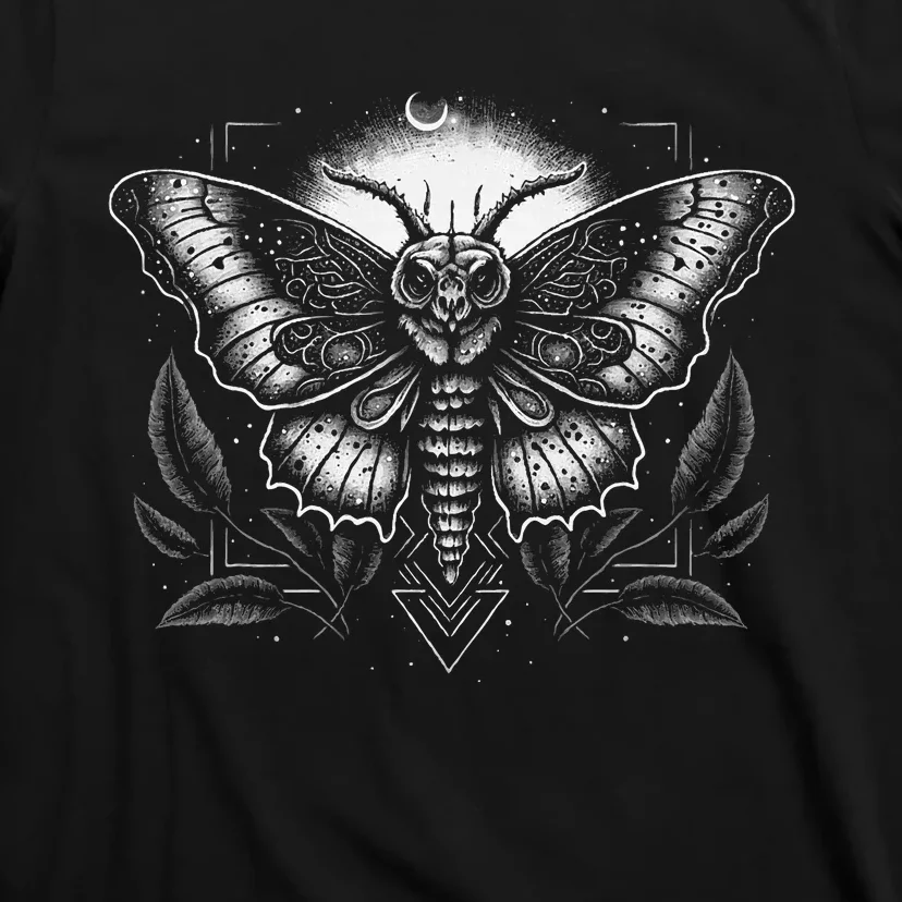 Moth Moon Geometry Heterocera Folkloric Wiccan Nature Goth T-Shirt