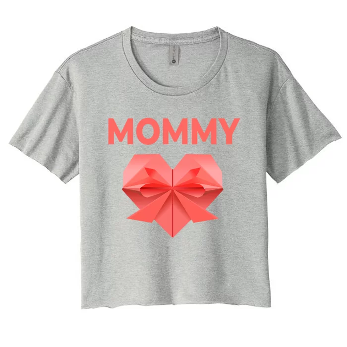 Mommy Mom Love Mommy Heart Thank You Mother's Day Gift Women's Crop Top Tee