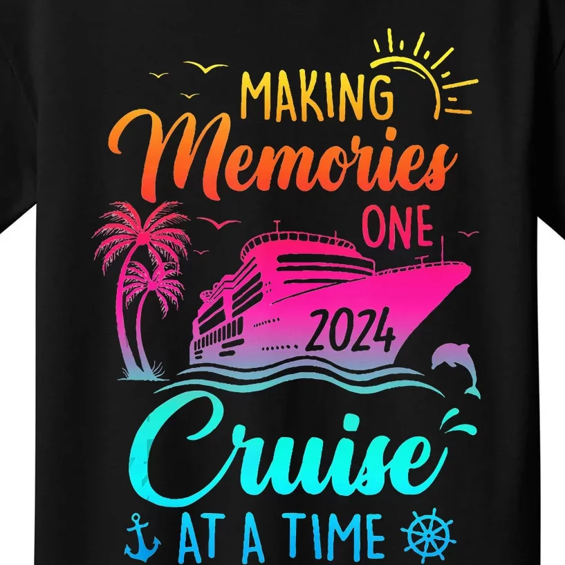 Making Memories One Cruise At A Time Kids T-Shirt