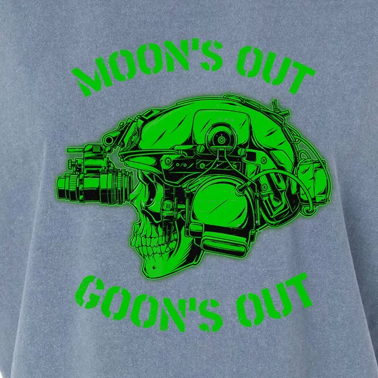 MOON'S OUT GOON'S OUT Skull Helmet NVGs Military 'S Garment-Dyed Women's Muscle Tee