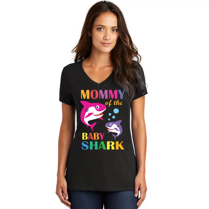 Mommy Of The Baby Birthday Shark Mommy Shark Mother's Day Women's V-Neck T-Shirt