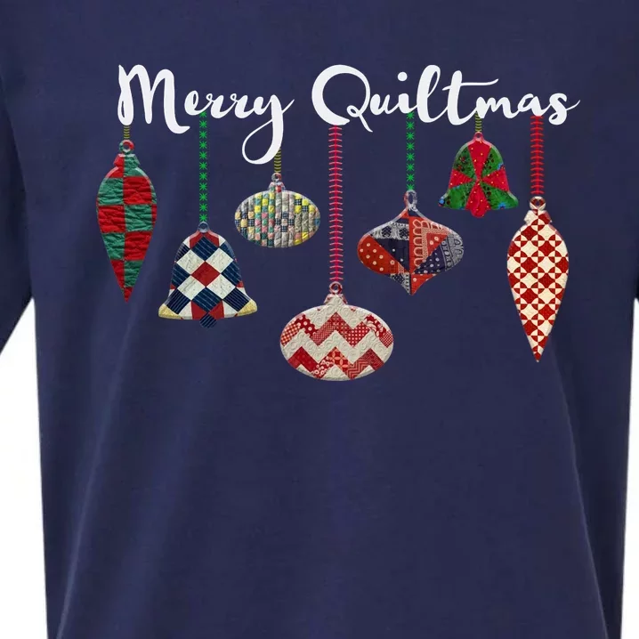 Merry Quiltmas Funny Christmas Quilt Ornament Sewing Gift Sueded Cloud Jersey T-Shirt