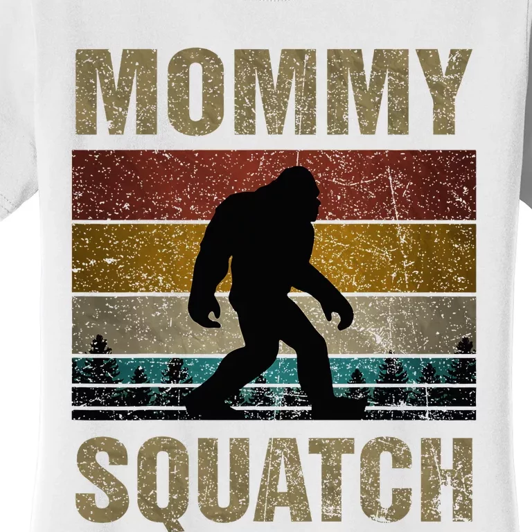 Mommy Squatch Bigfoot Mommy Sasquatch Yeti Family Women's T-Shirt