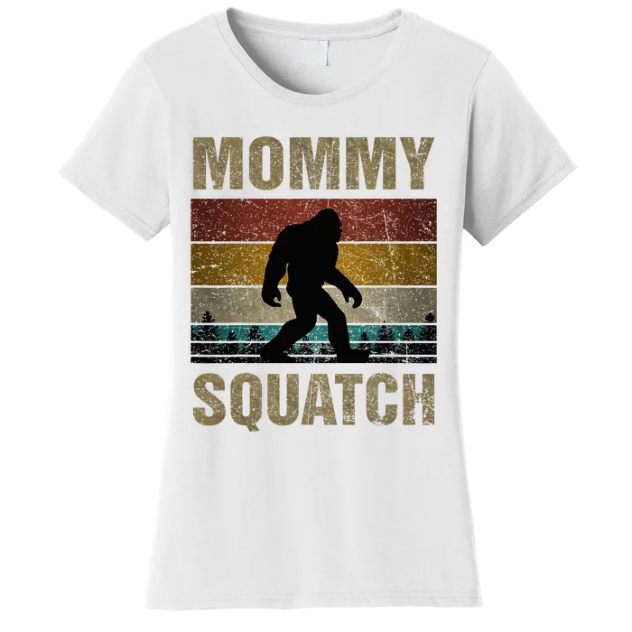 Mommy Squatch Bigfoot Mommy Sasquatch Yeti Family Women's T-Shirt