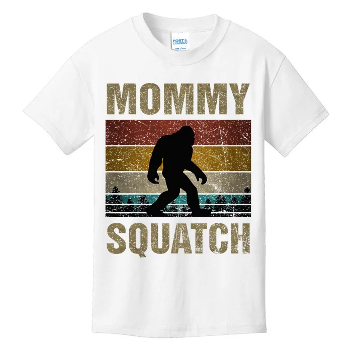 Mommy Squatch Bigfoot Mommy Sasquatch Yeti Family Kids T-Shirt