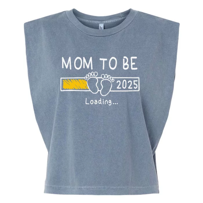 Mom To Be 2025 Loading Mom Est 2025 Promoted To Mommy Gift Garment-Dyed Women's Muscle Tee