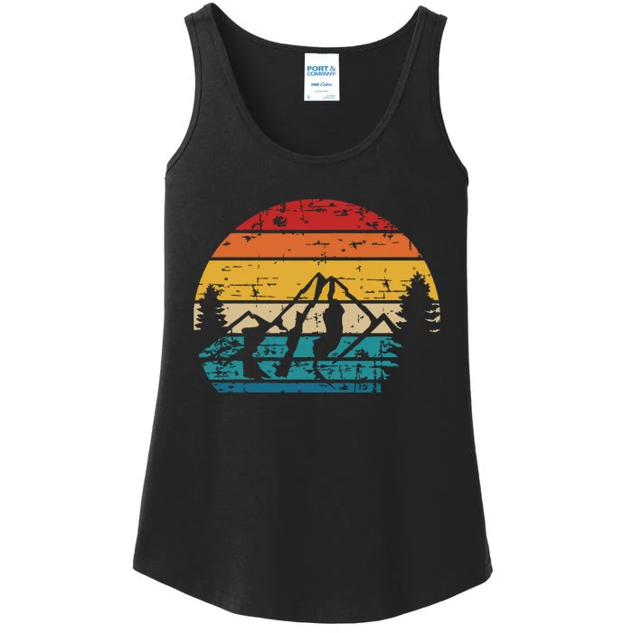 Mountains Vintage Camping Ladies Essential Tank